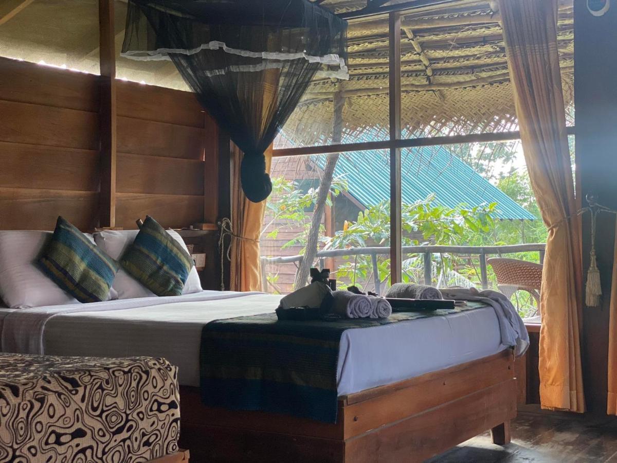 Chena Huts Eco Resort Sigiriya Exterior foto