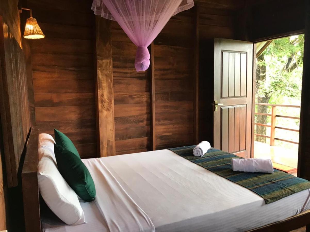 Chena Huts Eco Resort Sigiriya Exterior foto